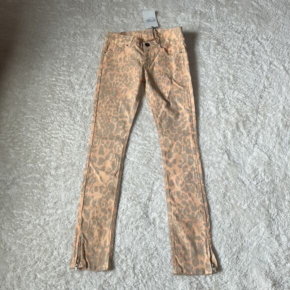 Yerse taca jeans in peach, NWT size small or T1 - Picture 2 of 10